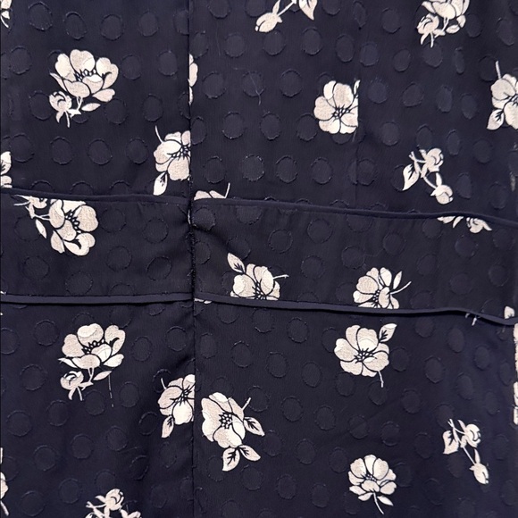 Ann Taylor A Line Sleeveless Midi Dress Size 4 Navy and White Floral - Picture 10 of 13